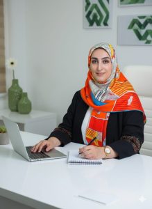سمیرا علی نژاد کارشناس سئو در آستوریاکس